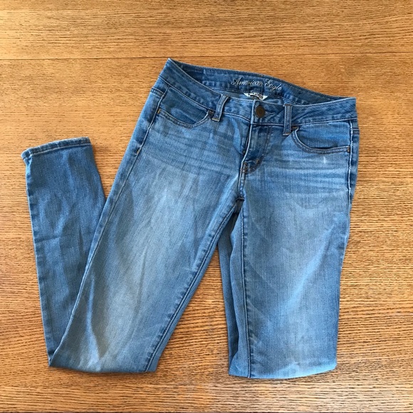 American Eagle Outfitters Denim - ⭐️Host Pick⭐️American Eagle Super Stretch Jeggings